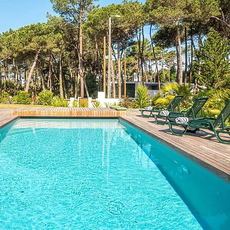 Jade Villa Colares
